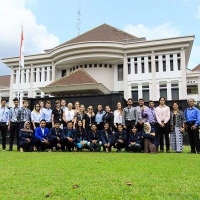 Curhatan Mahasiswa Teknik Industri Universitas Teknologi Yogyakarta